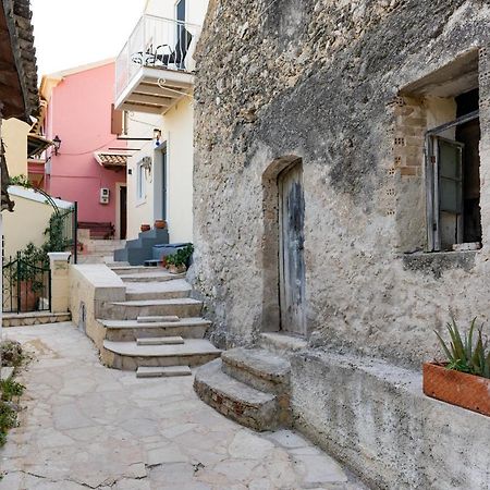 Ioulia'S Home Agios Markos Bagian luar foto